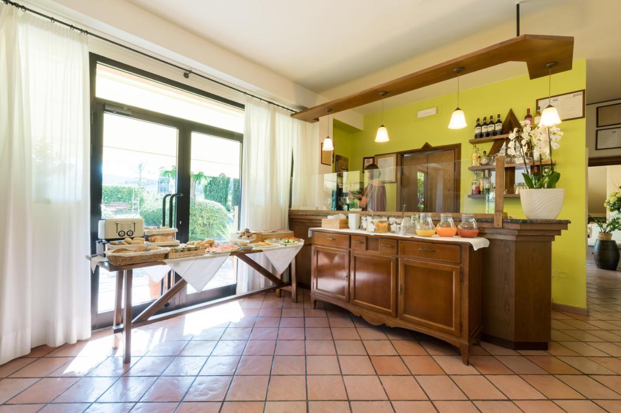 Hotel San Michele ซานจีมิญญาโน ภายนอก รูปภาพ