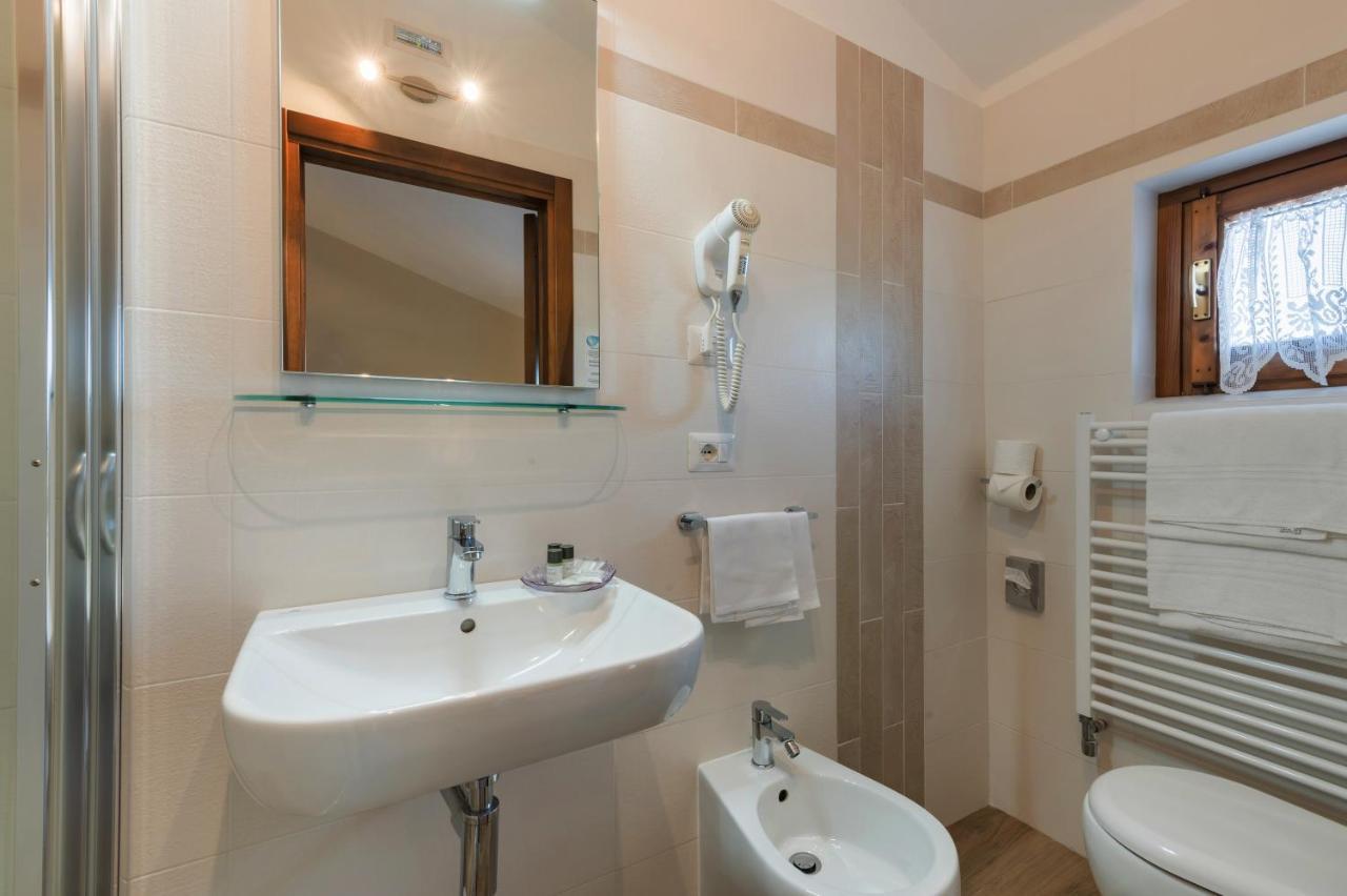 Hotel San Michele ซานจีมิญญาโน ภายนอก รูปภาพ