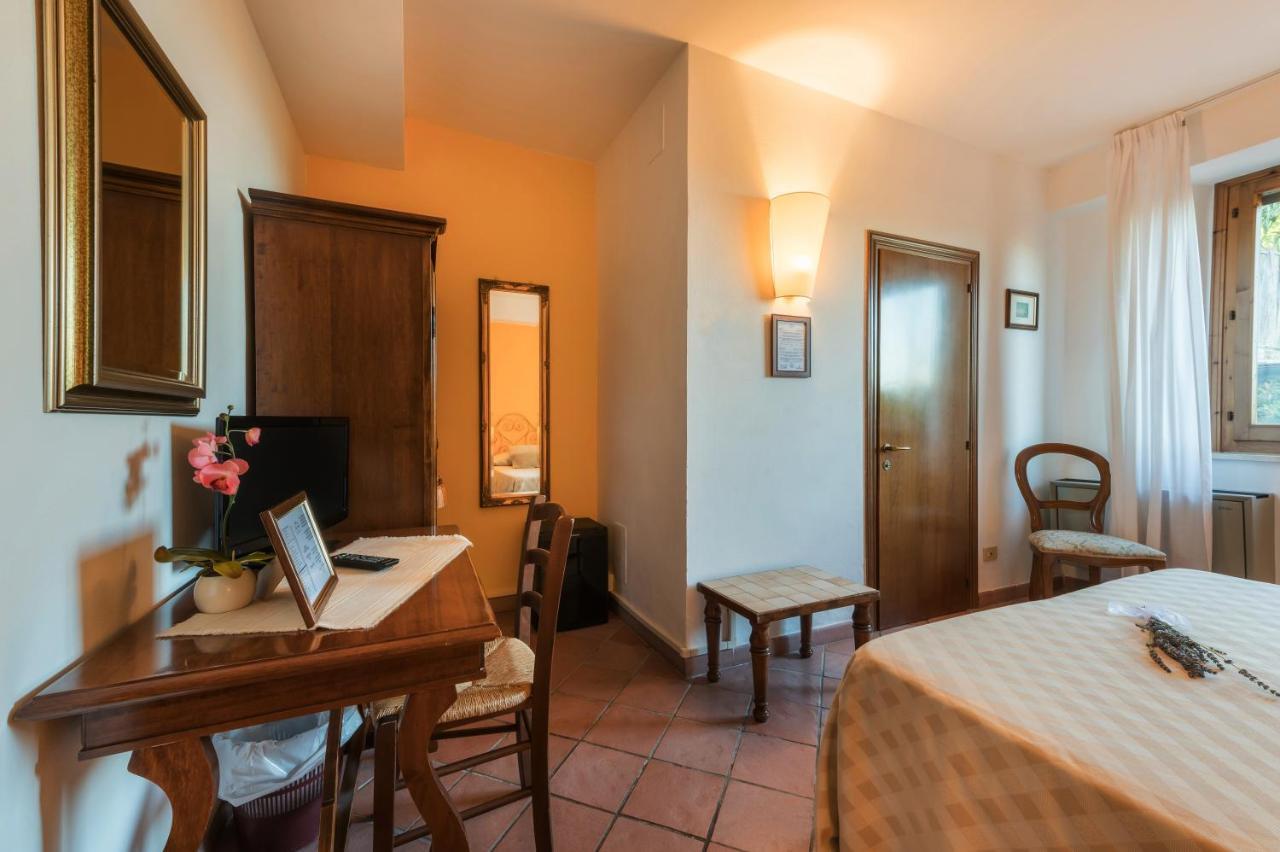 Hotel San Michele ซานจีมิญญาโน ภายนอก รูปภาพ