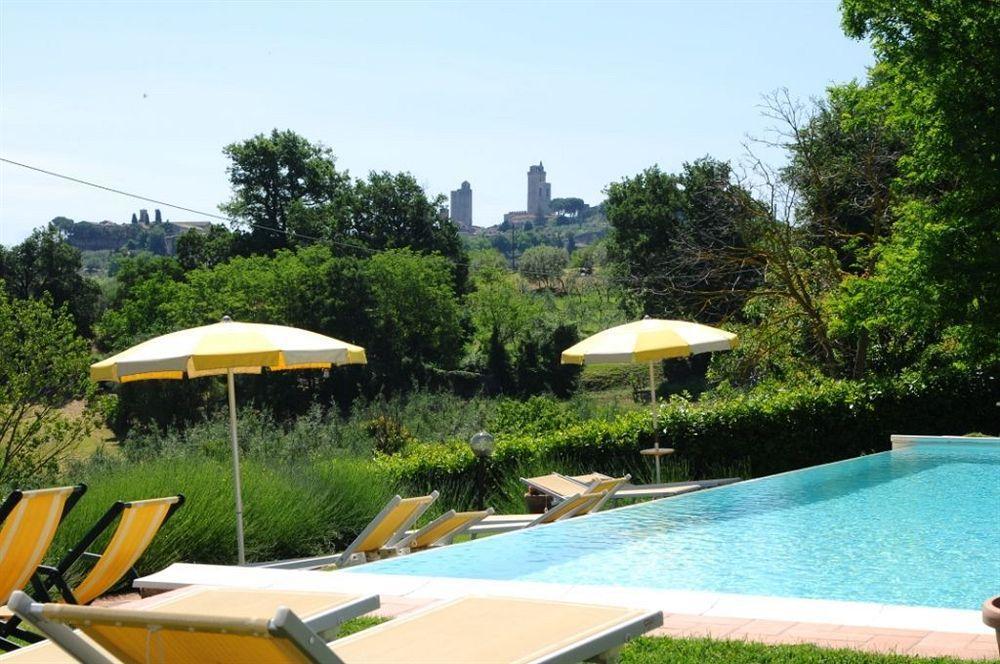 Hotel San Michele ซานจีมิญญาโน ภายนอก รูปภาพ