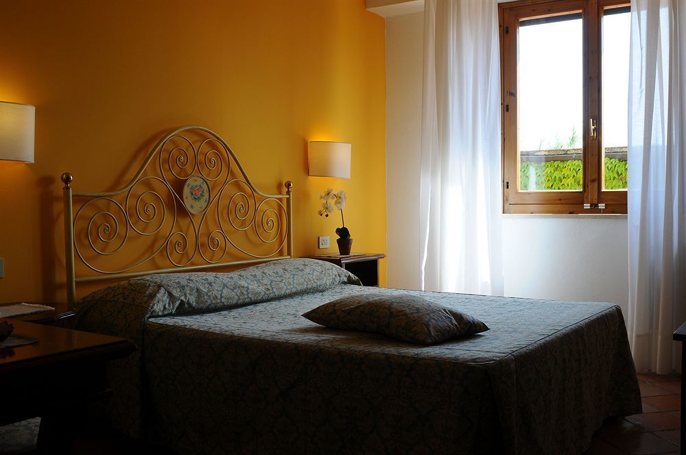 Hotel San Michele ซานจีมิญญาโน ภายนอก รูปภาพ
